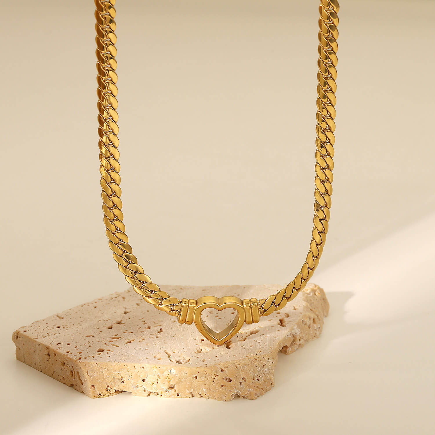 Collier Cœur avec Chaîne à Maillons Épais (Plaqué Or)