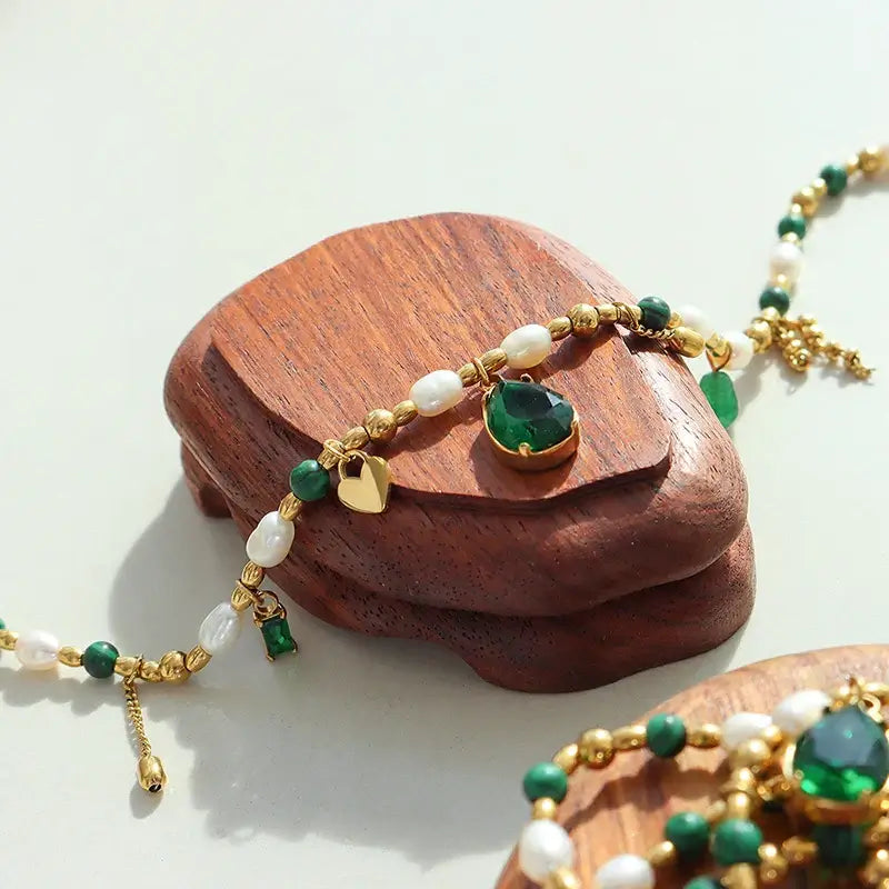 Collier de Perles Royales avec Pendentif Vert (Plaqué Or)