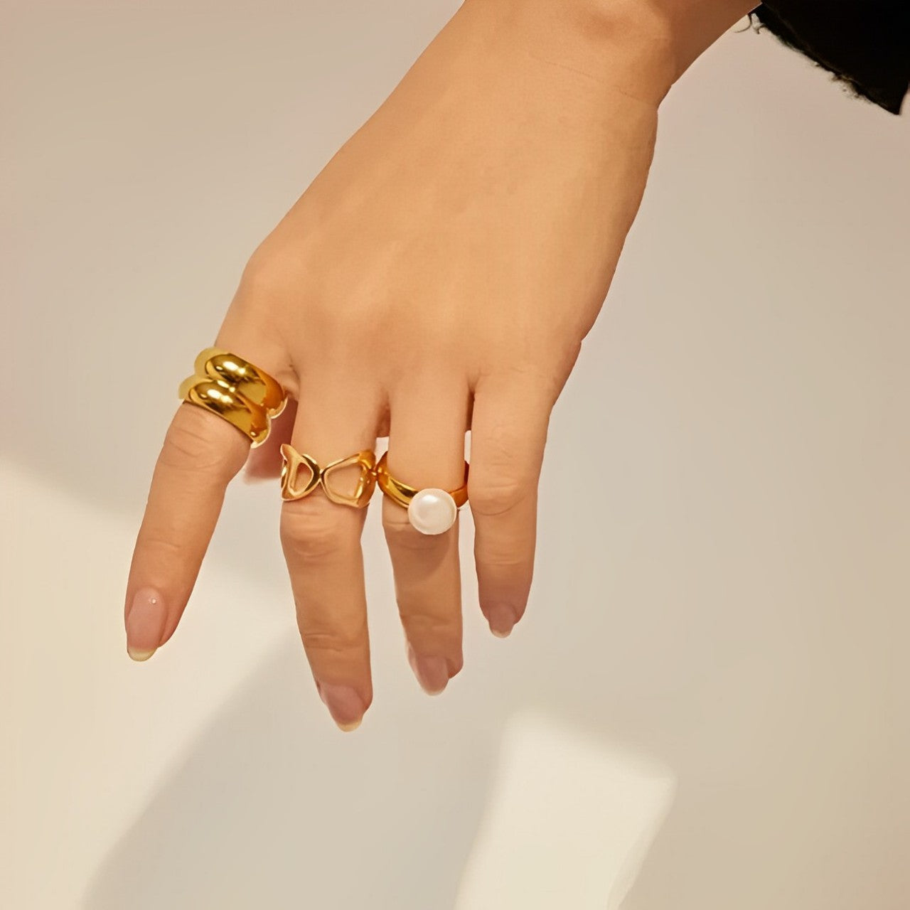 Bague Emma Perle Minimaliste (Plaqué Or)