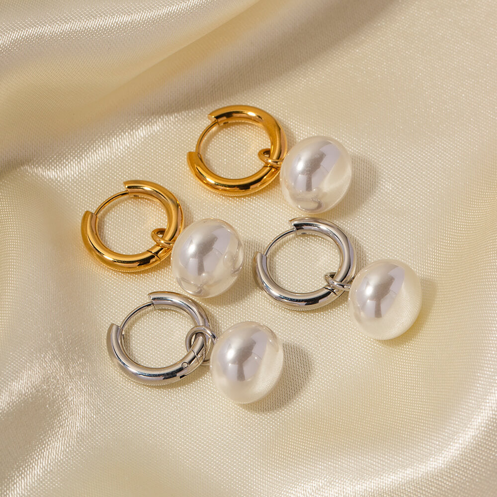 Boucles d'oreilles Emma Perle Minimaliste (Plaqué Or)