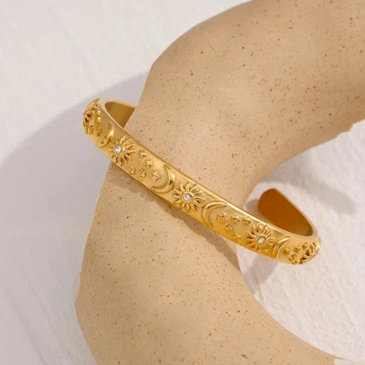 Ensemble Céleste: Bracelet + Boucle d'oreille + Bague (Plaqué Or)
