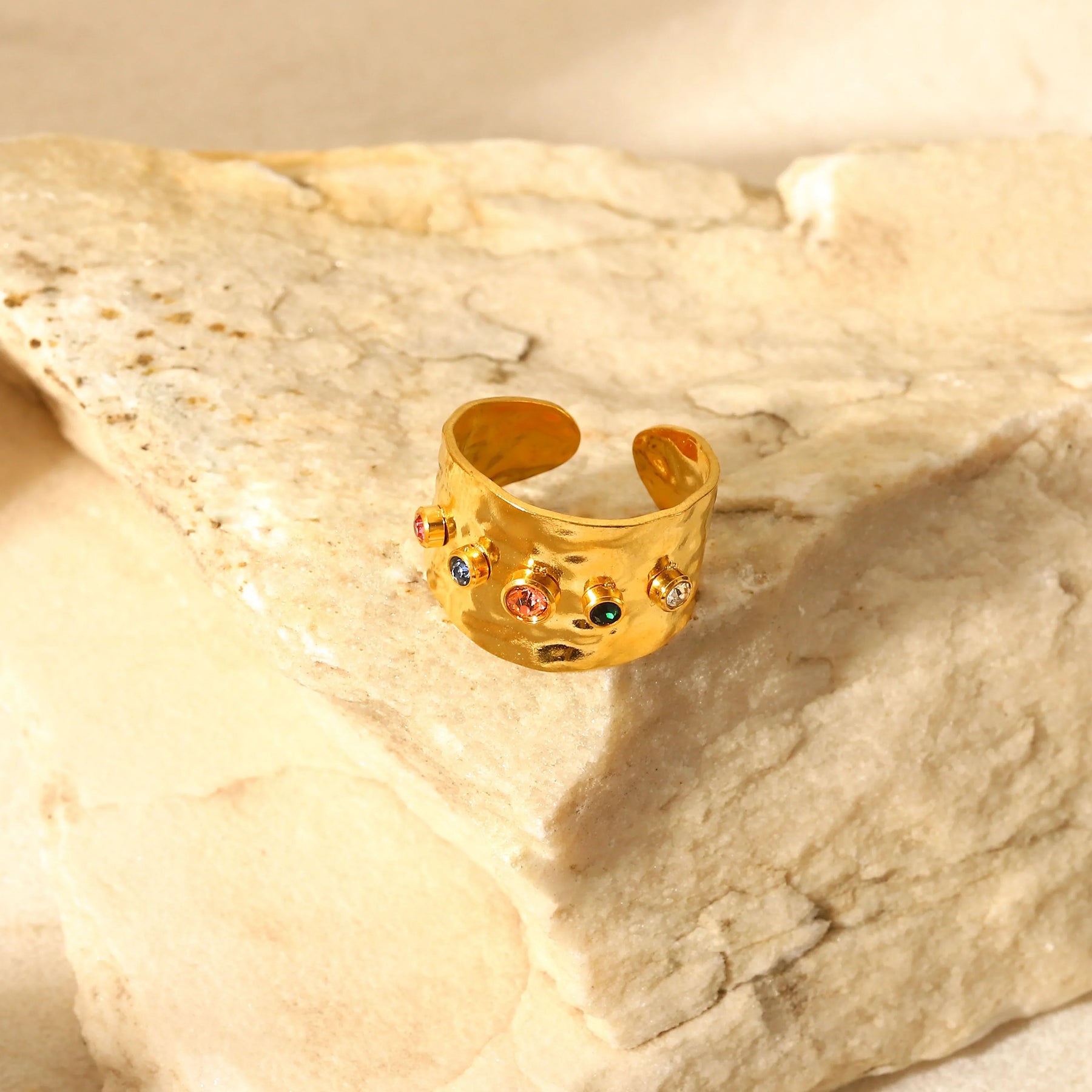 Bague Queen Texture Martelée (Plaqué Or)