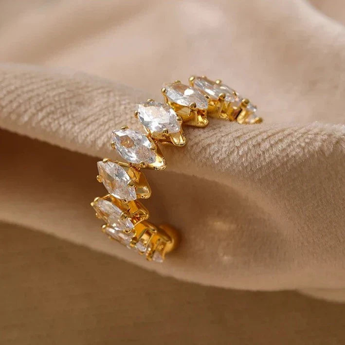 Bague Vicenza avec Couronne de Zirconium Marquise (Plaqué Or)