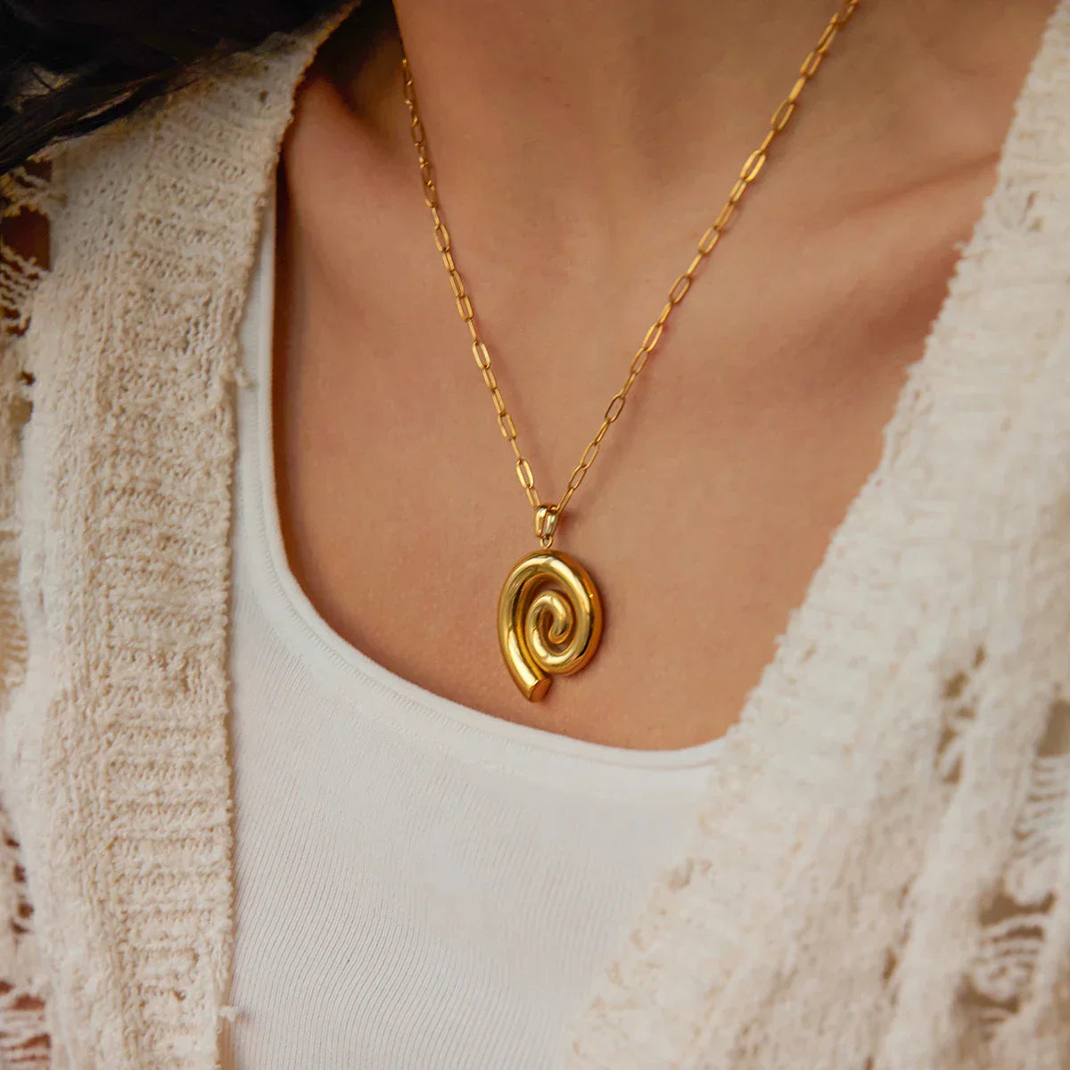 Collier Pendentif Spirale Audacieux (Plaqué Or)