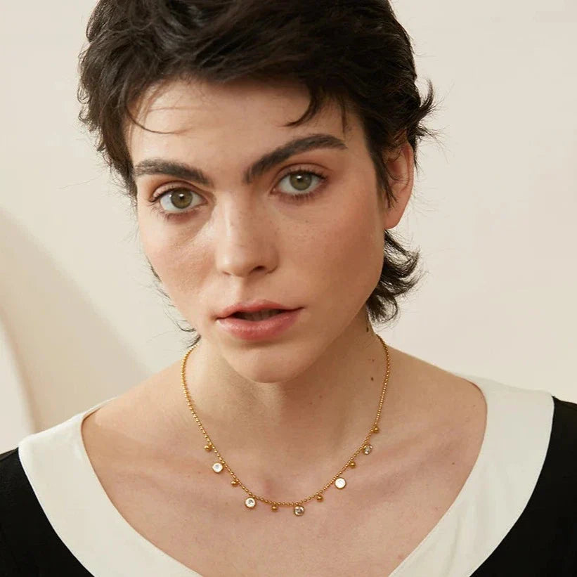 Collier Sofia avec des cristaux de zirconia (Plaqué Or)
