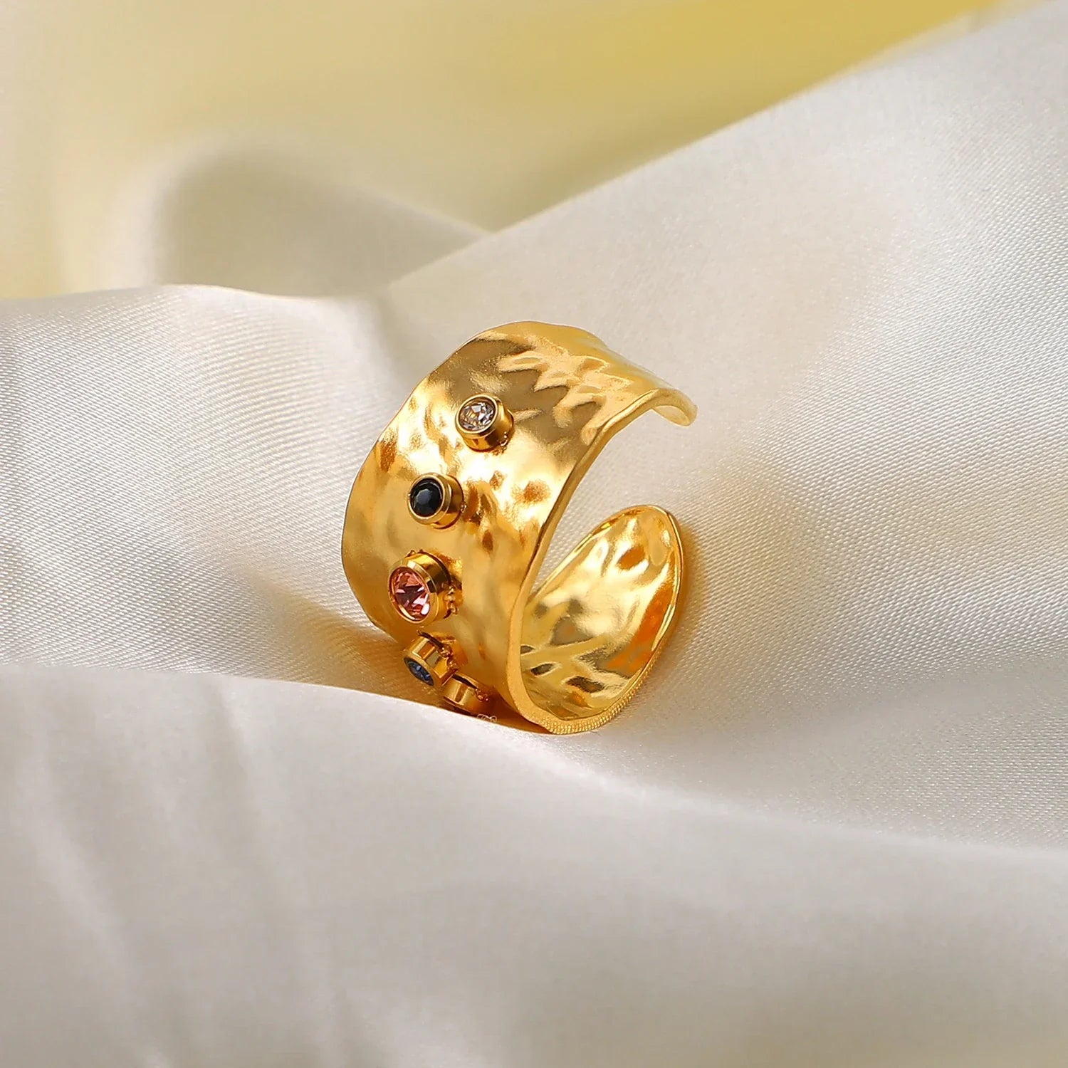 Bague Queen Texture Martelée (Plaqué Or)