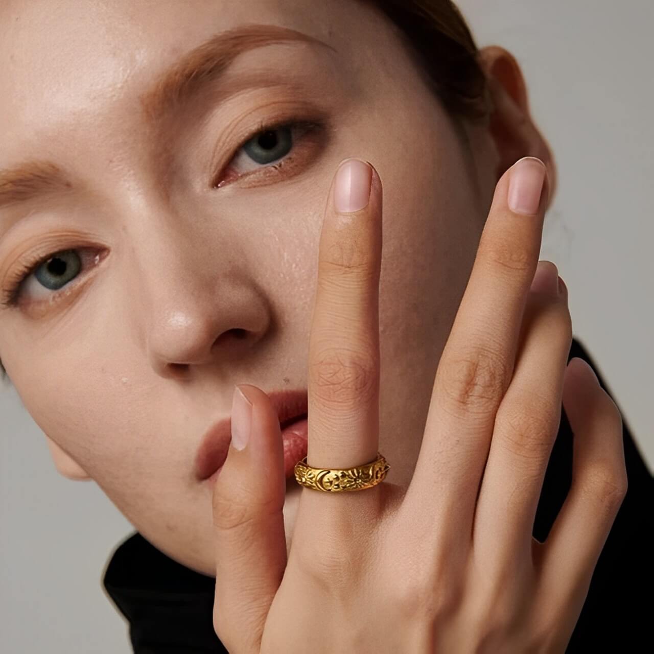 Ensemble Céleste: Bracelet + Boucle d'oreille + Bague (Plaqué Or)