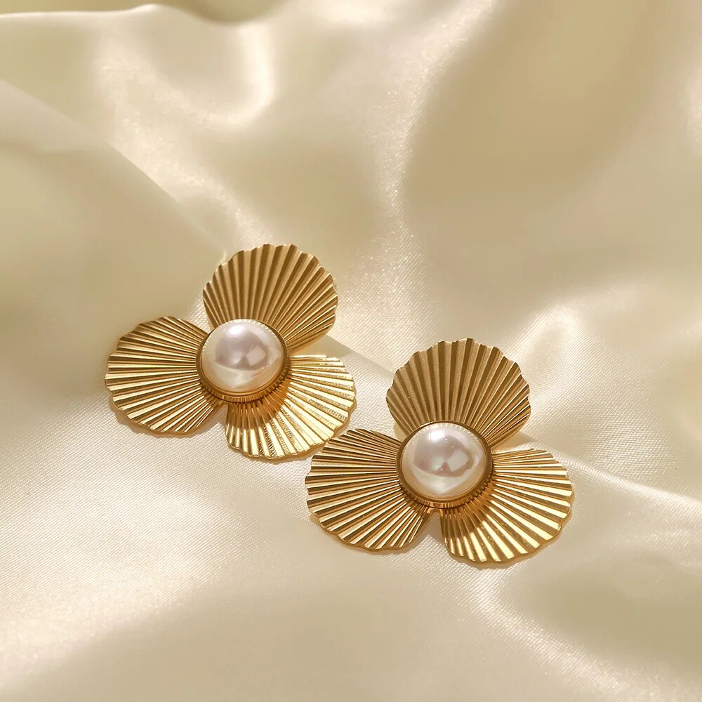 Boucles d'oreilles Fleur de Perle (Plaqué Or)