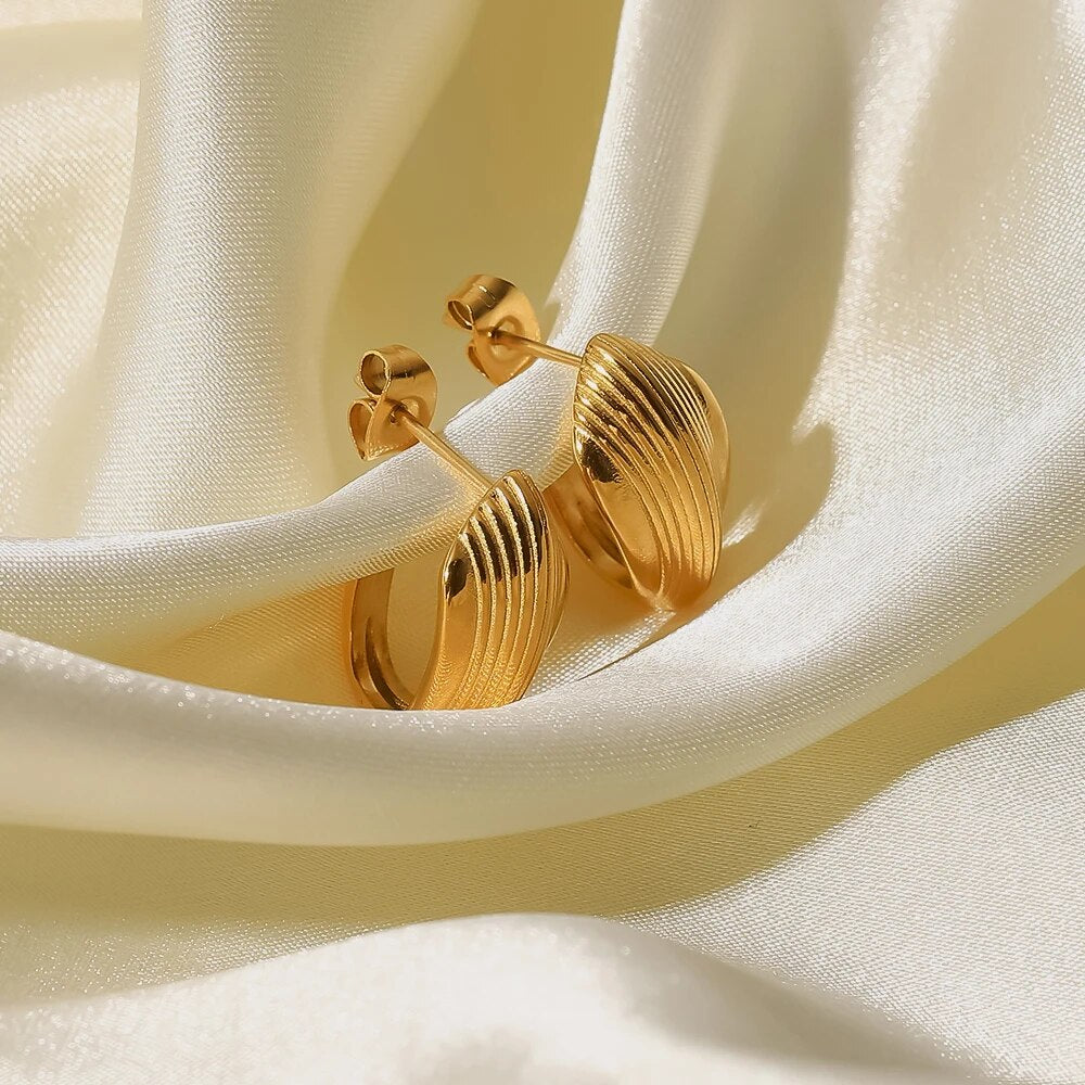 Boucles d'oreilles en Aro Rafaella (Plaqué Or)