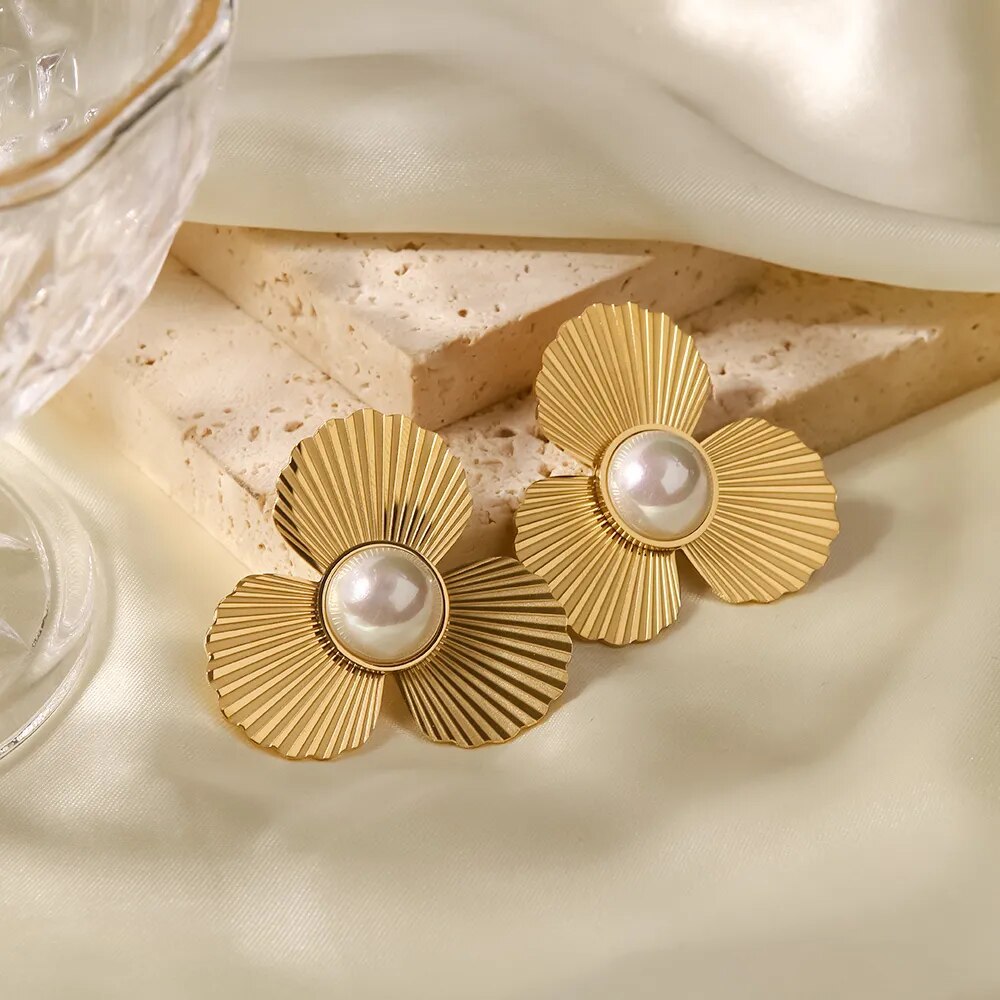 Boucles d'oreilles Fleur de Perle (Plaqué Or)