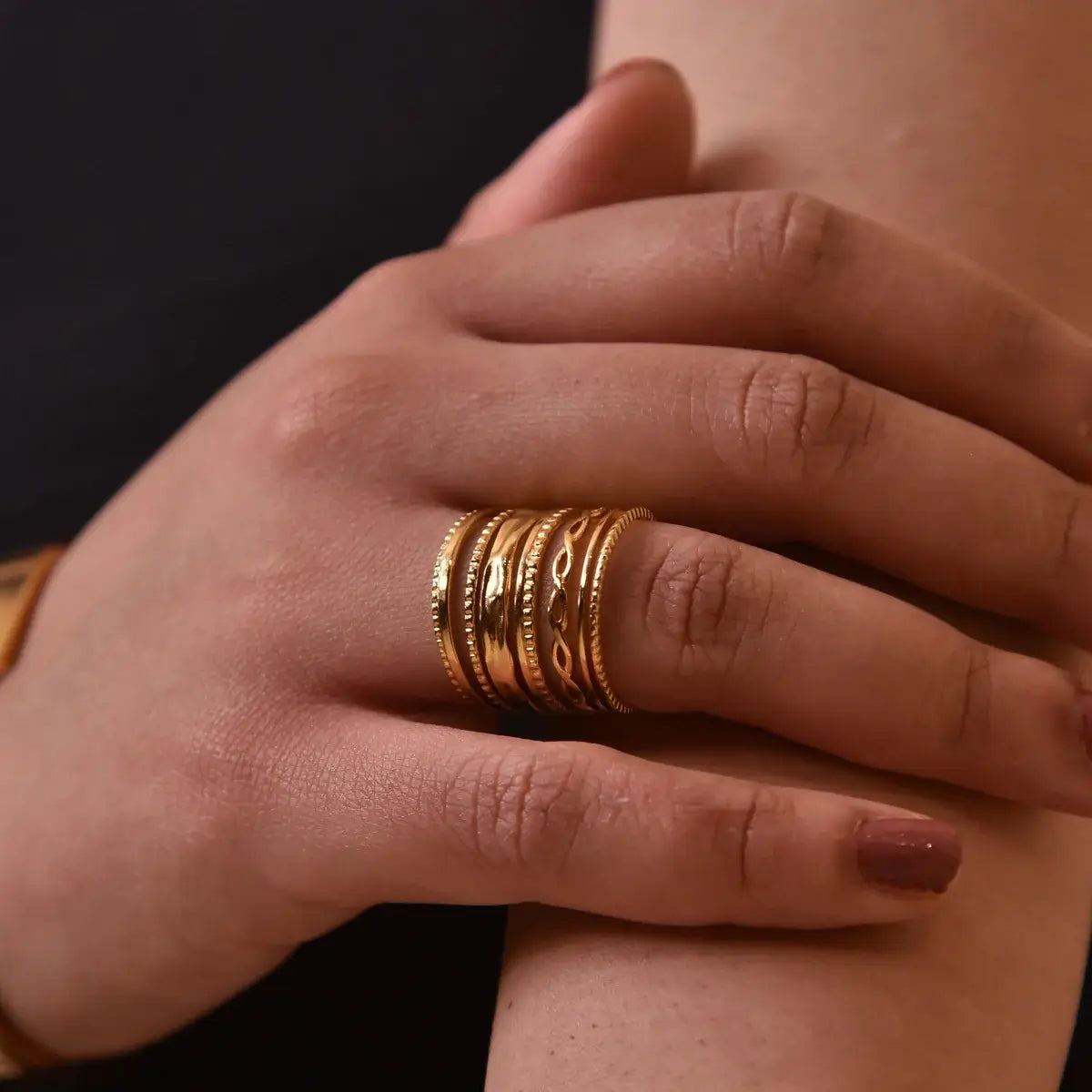 Bague Longue Chloé avec Textures (Plaqué Or)