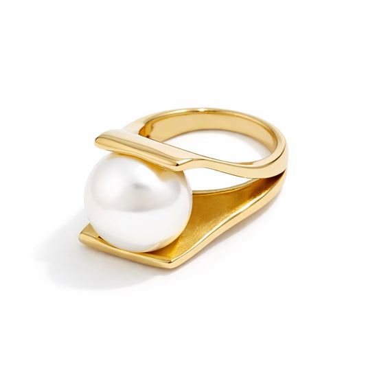 Paola Pearl Ring