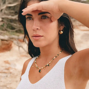 Collier de Perles Royales avec Pendentif Vert (Plaqué Or)