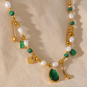 Collier de Perles Royales avec Pendentif Vert (Plaqué Or)