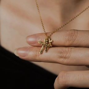 Collier Croix Triple Zirconias (Plaqué Or)