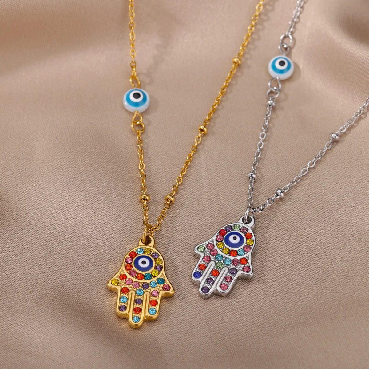 Collier main de Fatma Hamsa avec zirconium