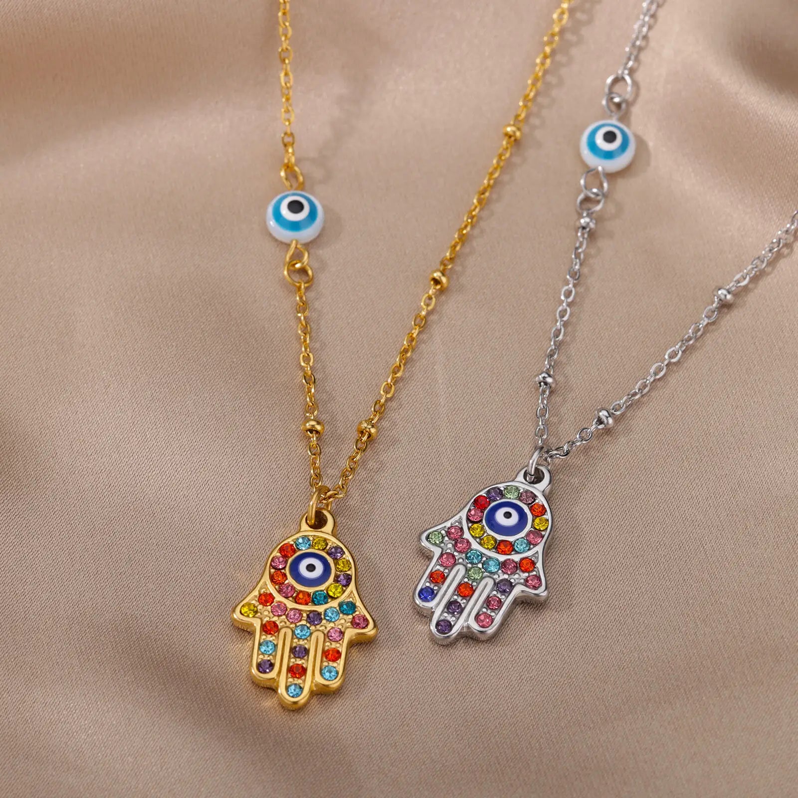 Collier main de Fatma Hamsa avec zirconium