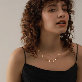 Mélange de Collier de Couches avec Médailles et Maille (Plaqué Or)