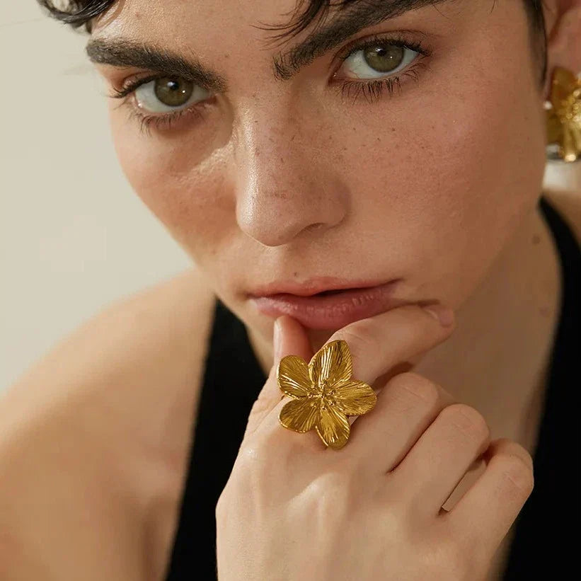 Bague Fleur de Cerisier Ajustable (Plaqué Or)
