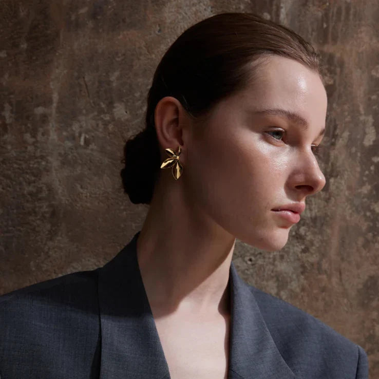 Boucles d'Oreilles Nature avec Forme de Feuille (Plaqué Or)