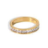 Bague avec Zirconiums Incrustés (Plaqué Or)