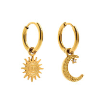 Boucles d'Oreilles Anneaux Soleil et Lune (Plaqué or)