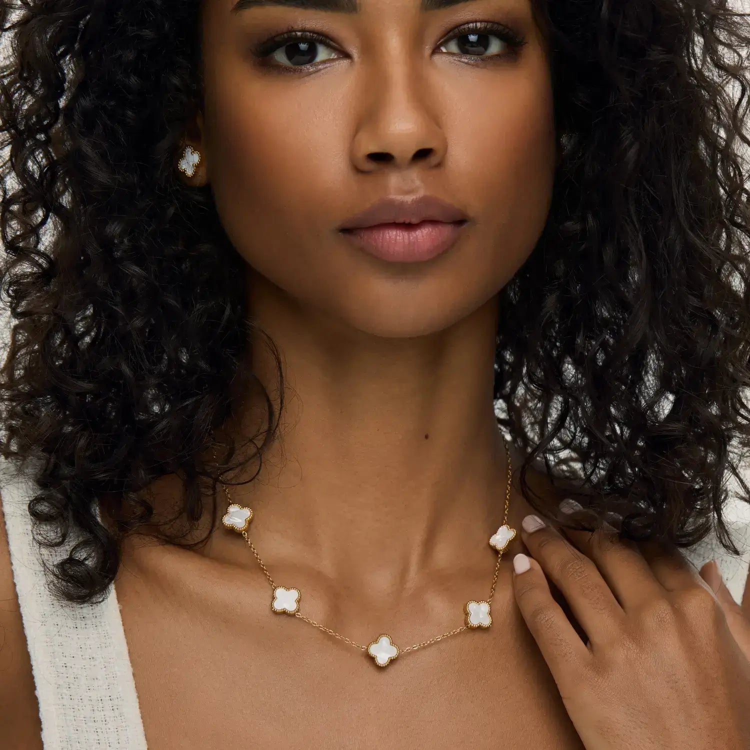 Collier Vintage 10 Trèfles (Plaqué Or)